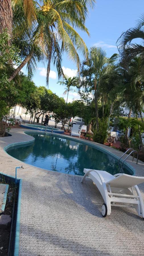 Hotel Hermanos Aguilar كوزوميل المظهر الخارجي الصورة
